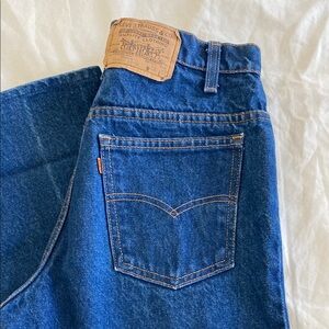 SOLD 🏷️ Levi’s • vintage orange tag 40509-0215